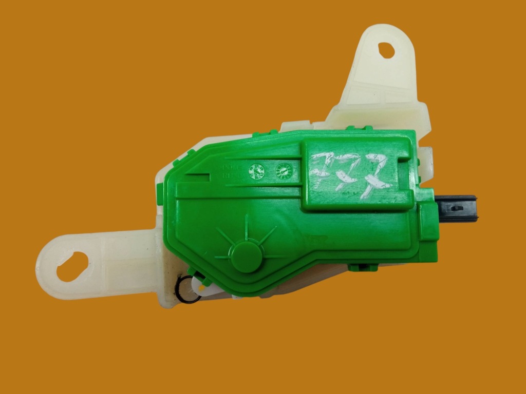 фото №1, Привод крышка заливной топлива hyundai i30 iii 2016-