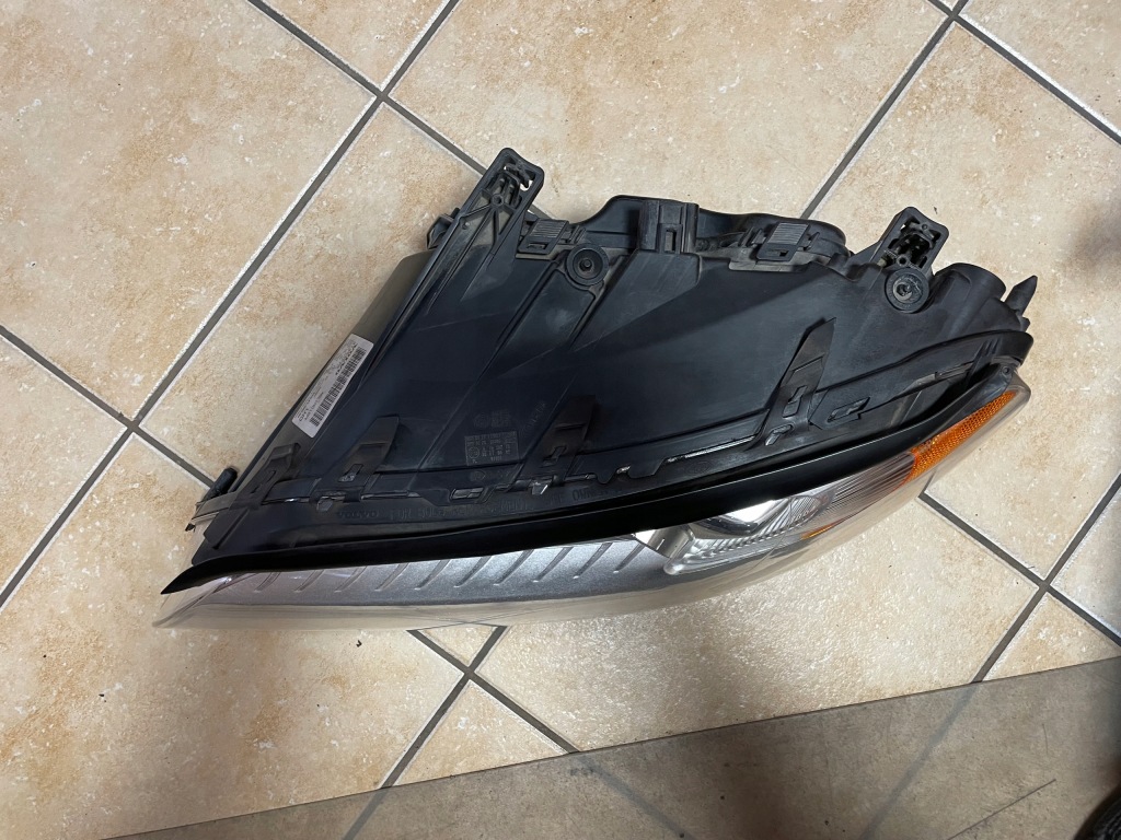 фото №3, Лампа левая левый перед передняя volvo s80 v70 xc70