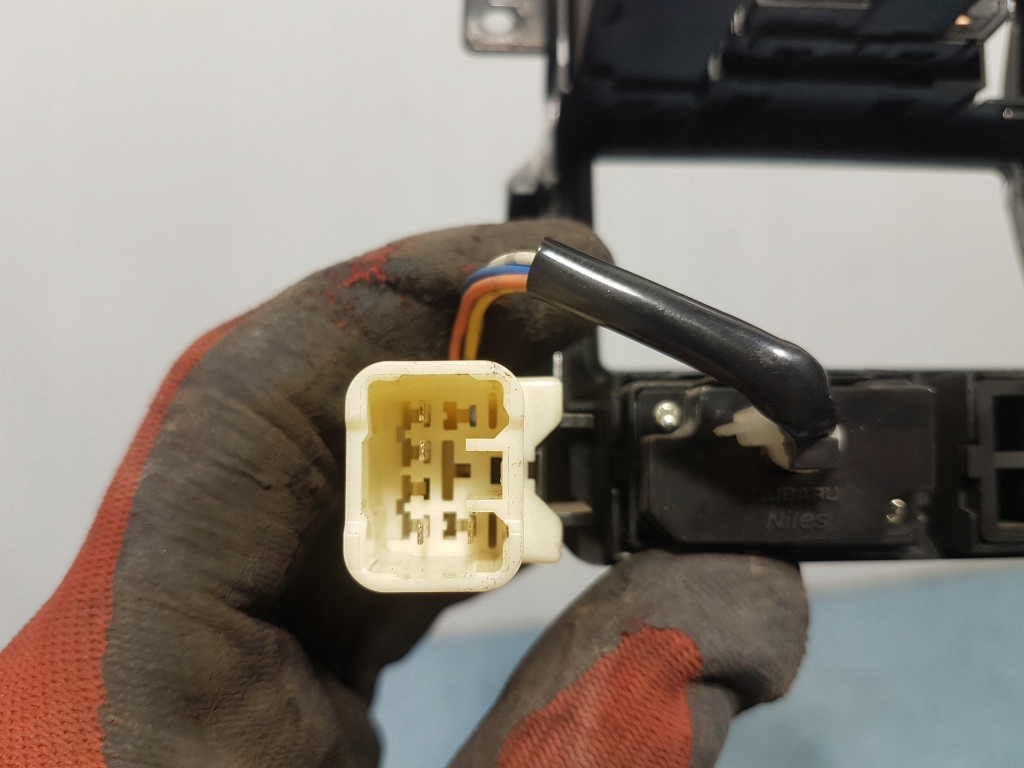 фото №7, Subaru outback iv переключатель зеркал 83061aj000