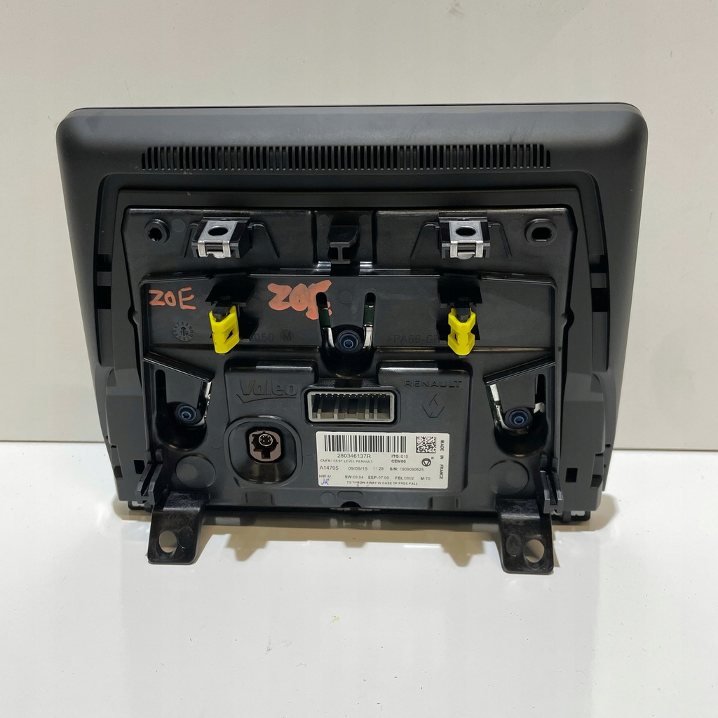 фото №2, Renault clio v экран радио навигация 280346137r