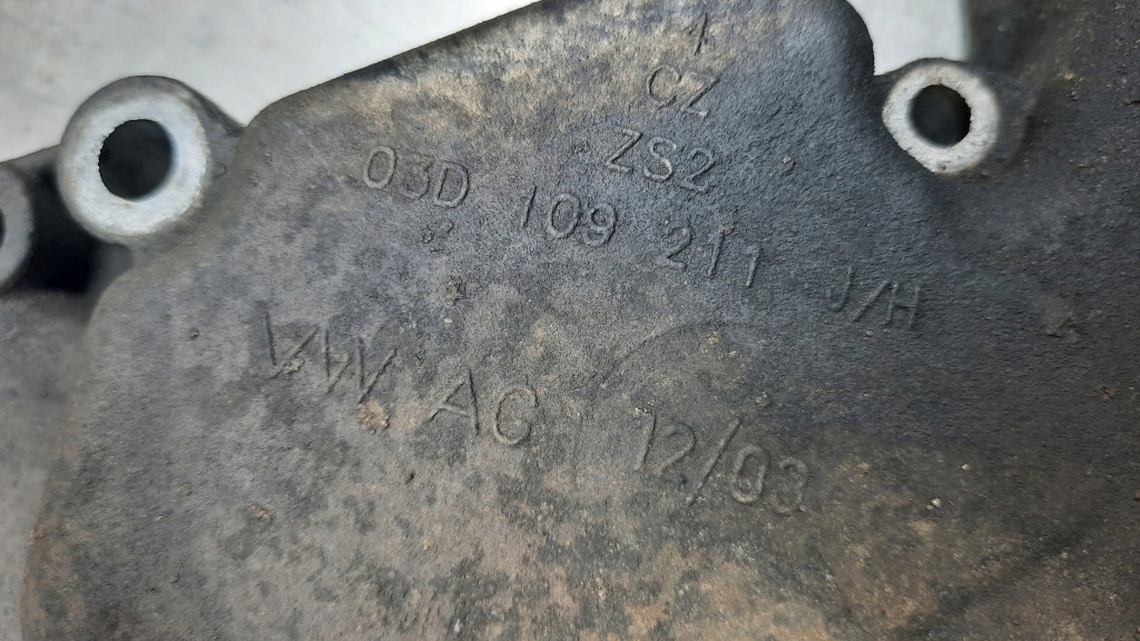 фото №16, Корпус распределительного вала 03d109211 j/h vw polo iv 9n