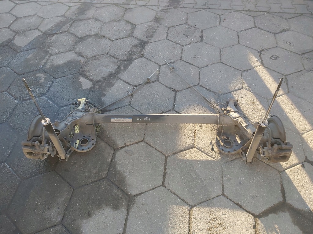 Купити Toyota iq oś задня балка підвіска задній