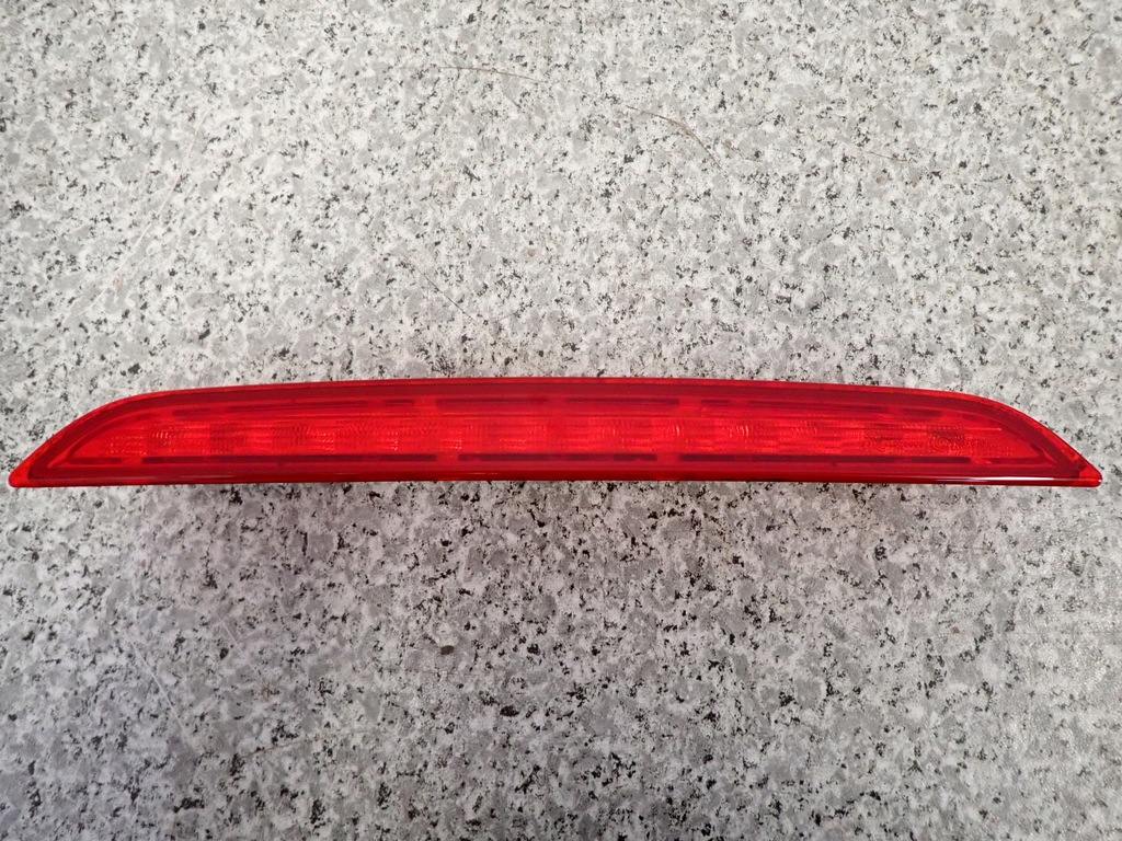 фото №1, Mazda5 mazda 5 ii cw 10- лампа w крышка 3-ci стоп