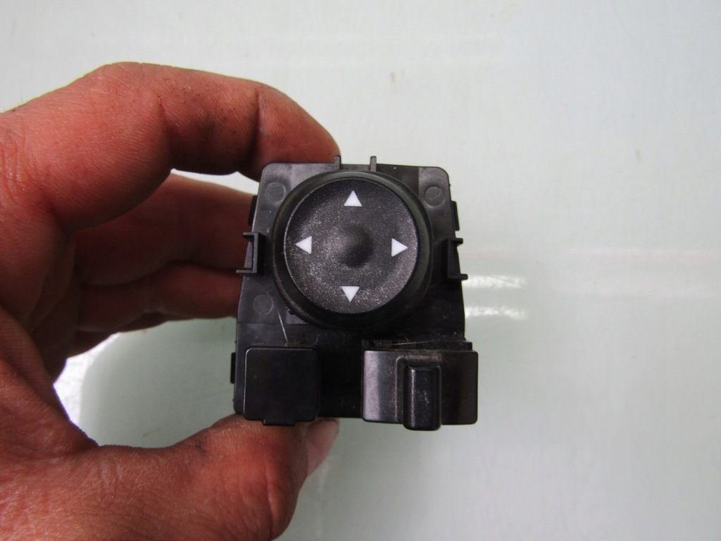 фото №1, I20 iii 21r перемикач керування дзеркал