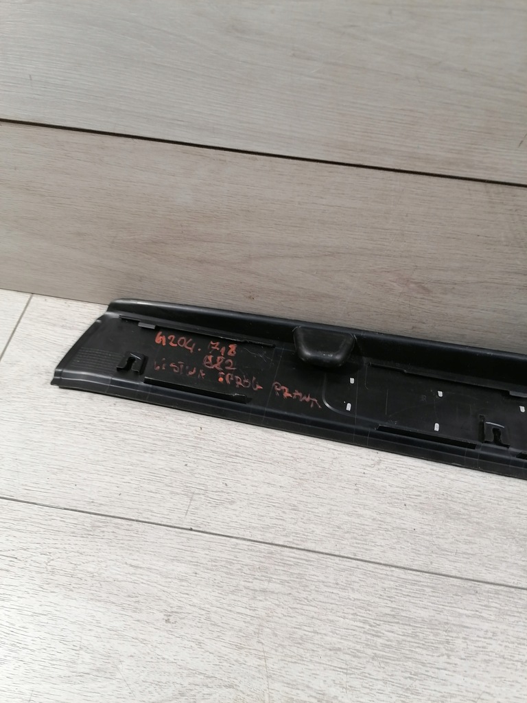 фото №8, Porsche 718 982 молдинг поріг права 98150466803