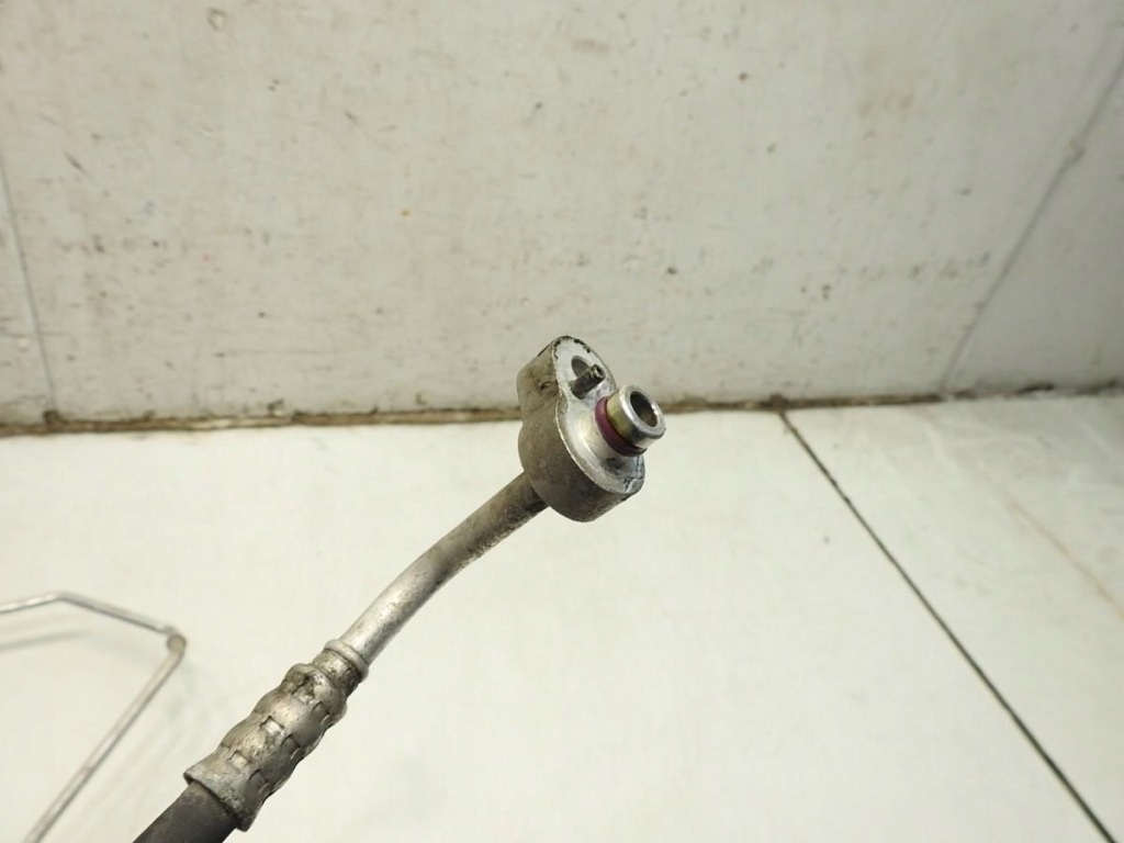 фото №3, Шланг трубка кондиционера skoda fabia ii 1.2 12v 6r1820741p