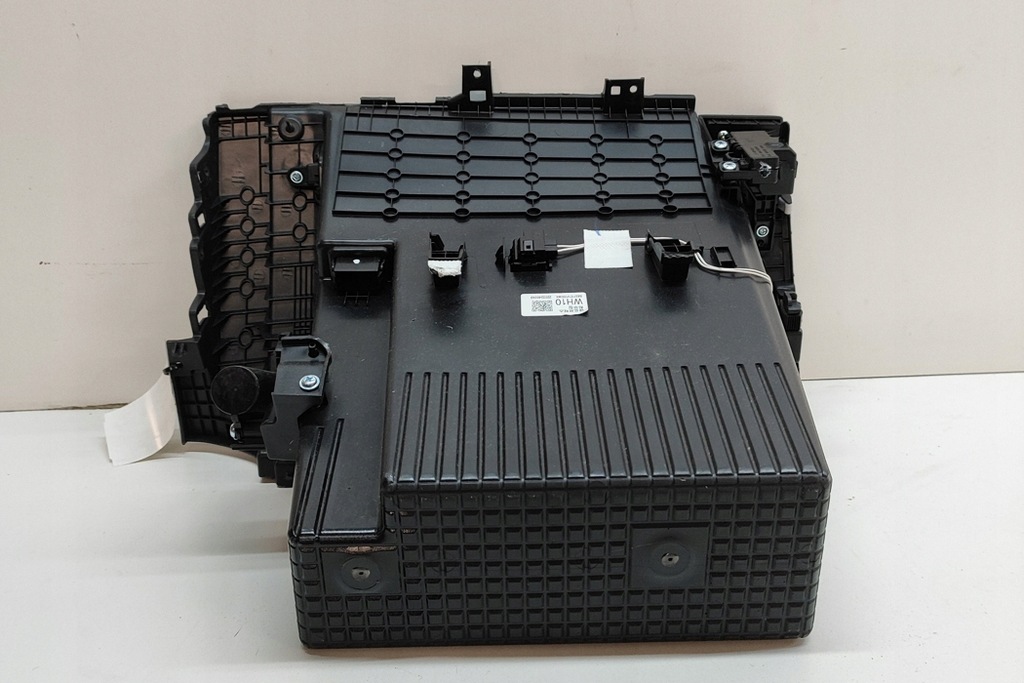 фото №6, Kia ev6 cv бардачок 84511cv100wk электрика 168kw 2022 lhd