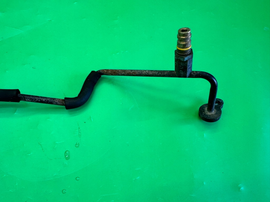 фото №7, Шланг системы кондиционера с датчиком volvo s40 ii 1.6d 04- v50 c30