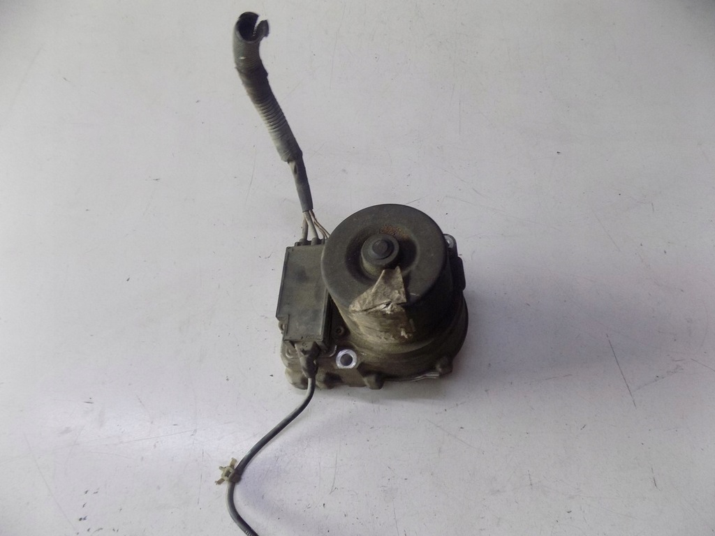 фото №5, Peugeot 208 i 1.4 ehdi двигатель усилителя