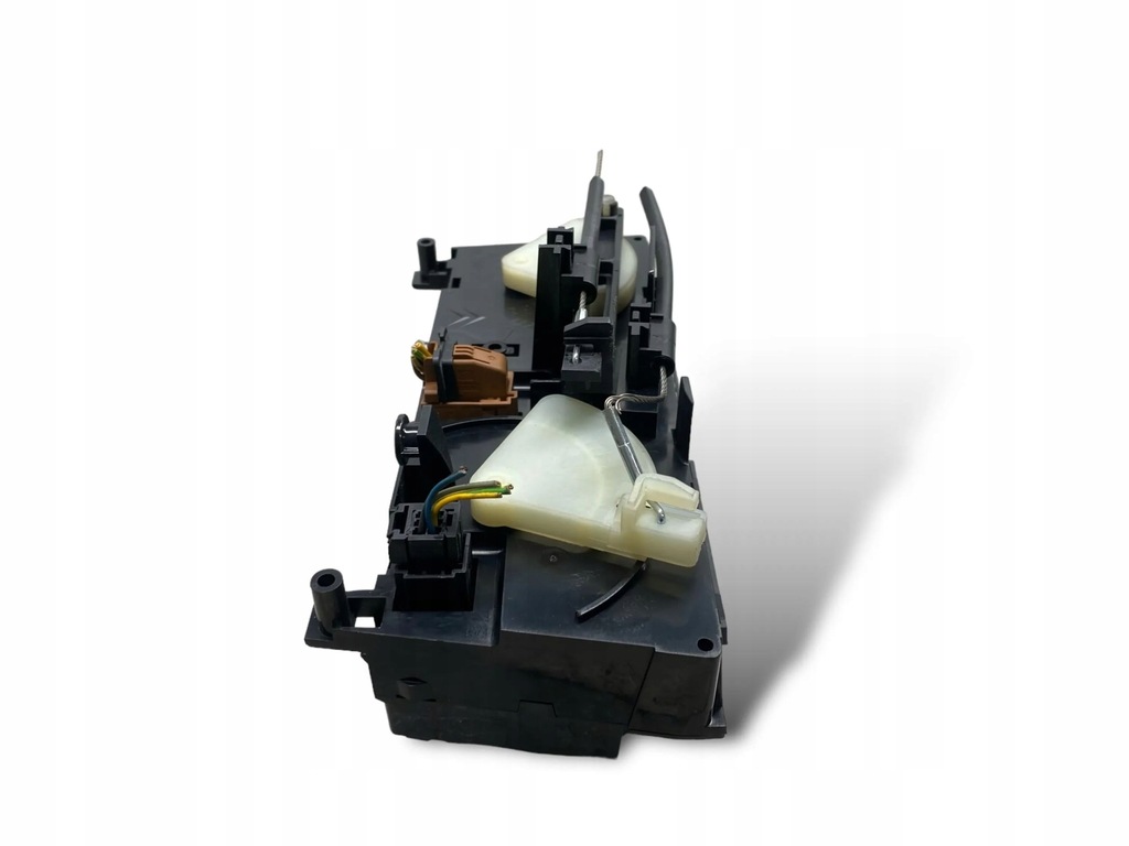 фото №5, Peugeot 3008 i 2010 панель кондиціонера