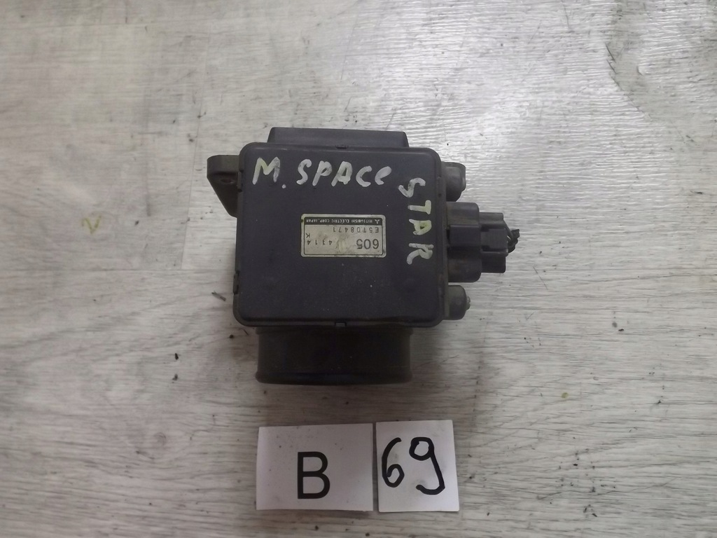 фото №1, Расходомер mitsubishi space star e5t08471