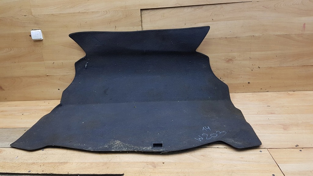 фото №1, Обшивка багажника задня mercedes w203 sedan