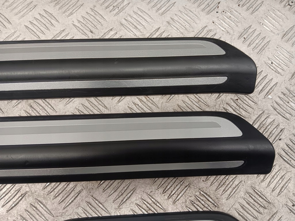 фото №13, Audi q3 8u 2015 комплект набір молдинг поріг внутрішніх