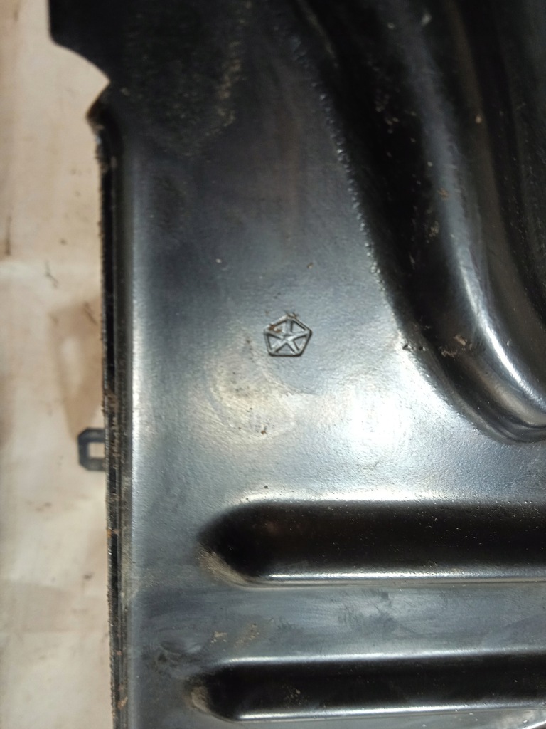 фото №9, Town country v 10- 20 кронштейн предохранителей usa