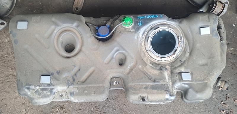 Купити Mini cooper iii 1.2 бак bak пального 7409227