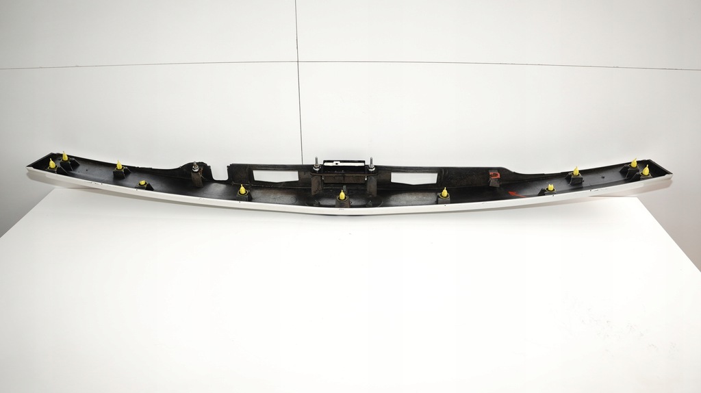 фото №6, Накладка крышки задняя ручка toyota prius iii 3 09-11r 070