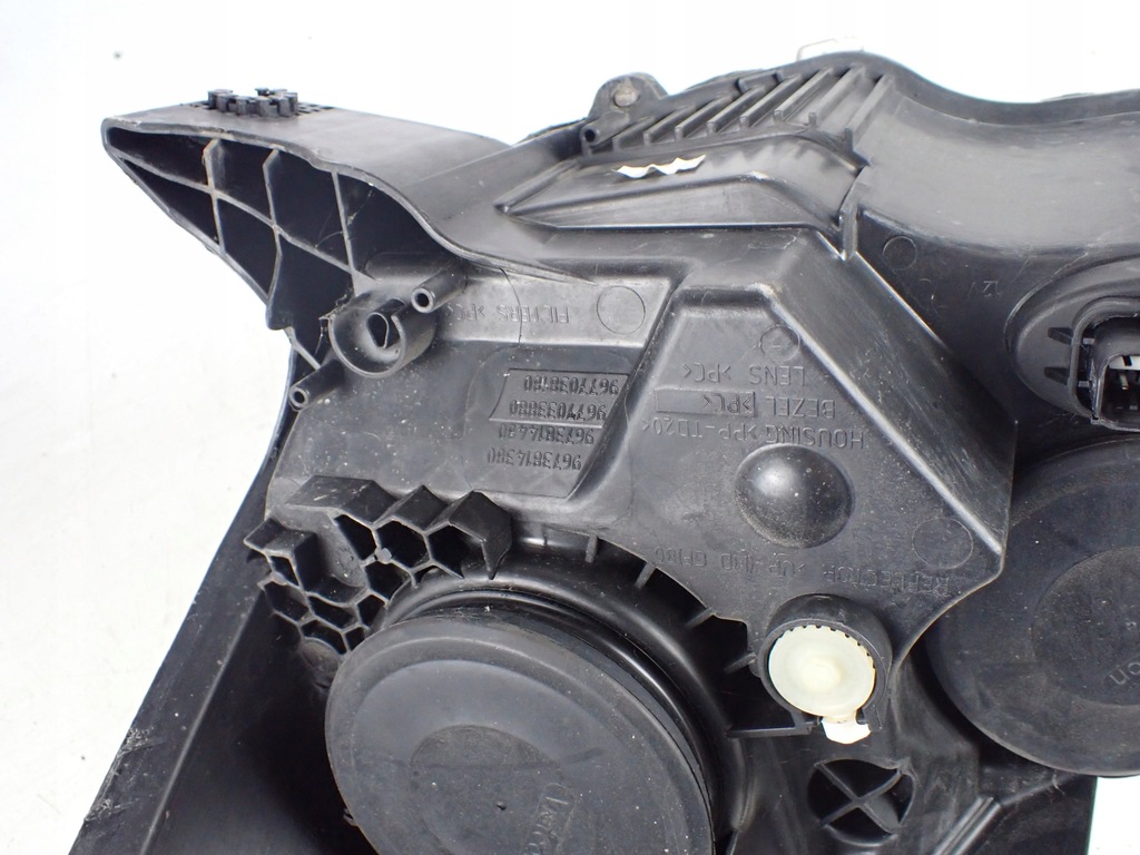 фото №9, Лампа фара передний правый перед citroen ds3 9673814380