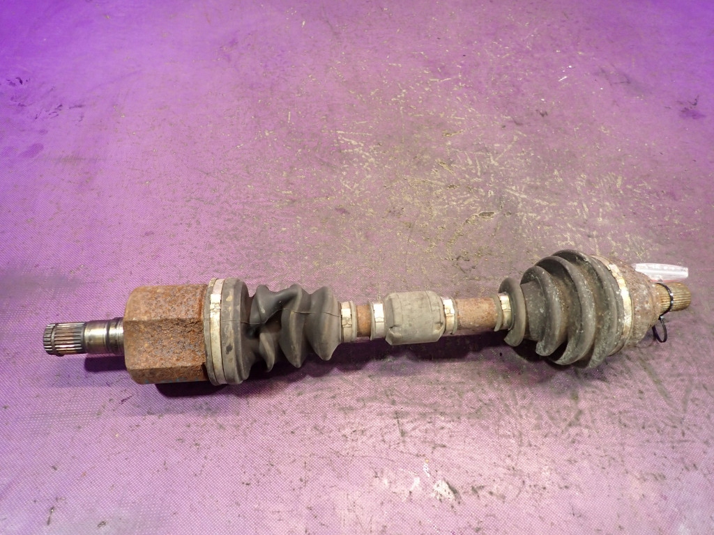 фото №1, Volvo s40 ii 04-07 2.4 привідний вал ліва шарнір автоматична коробка передач