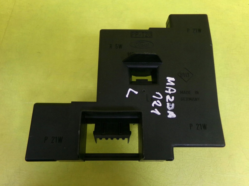 фото №5, Вкладыш лампы левый задняя mazda 121 96fg13n004 bb nr563