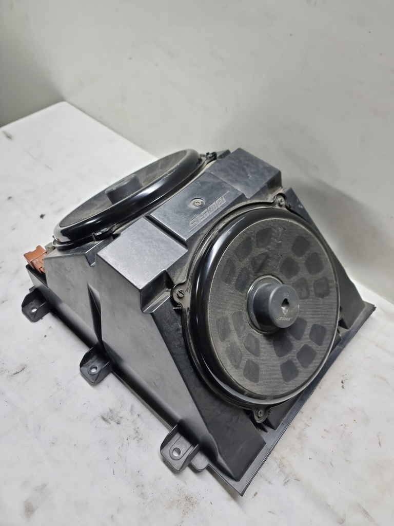 фото №3, Nissan gtr gt-r r35 динамик bose сабвуфер