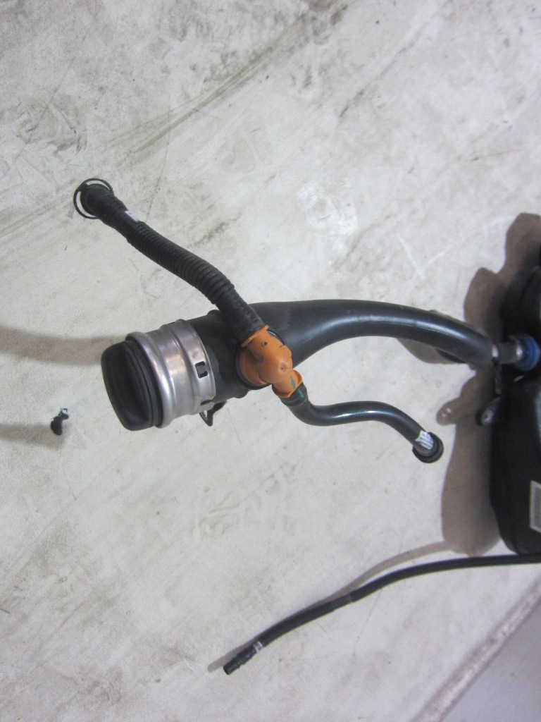 Bmw f10 528i 535i n55 бак bak топлива 7268031 16117268031 16117363070 Цена