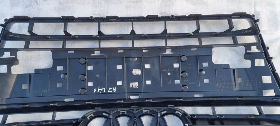 фото №6, Решётка радиатора решётка радиатора audi a7 s line 4g8,853,651