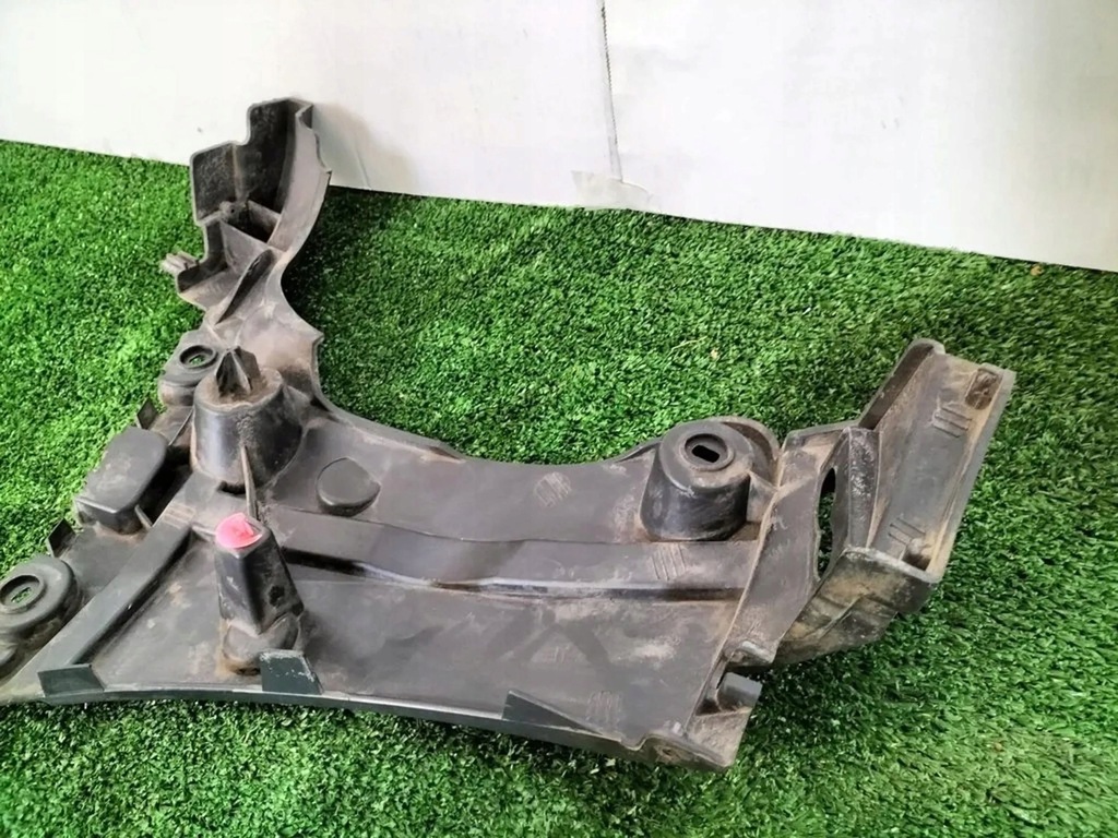 фото №6, Направляющая бампера kangoo ii правый задняя 8200435438