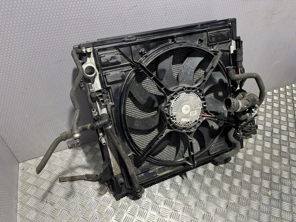 Комплект радиатор вентилятор помпа воды bmw x5 f15 x6 f16 f85 f86 m50d x5m с Разборки