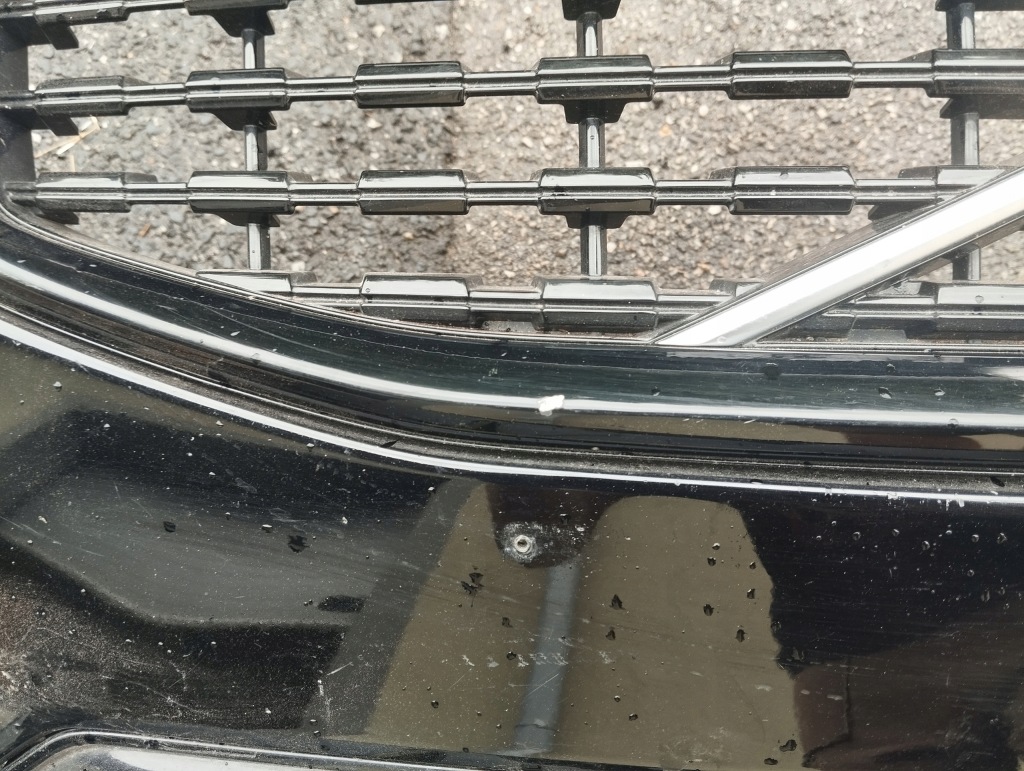 Volvo s60 v60 18- бампер перед передний r-design решётка средняя решётка Доставка