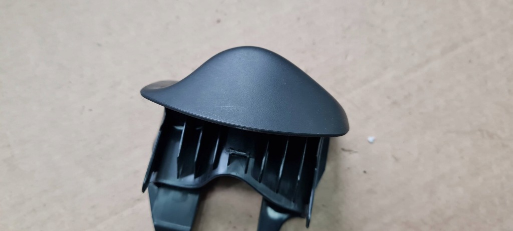 A4 b9 8w заглушка oparcja поперечина сидіння сидіння задня sline sedan 8w0857763 Ціна