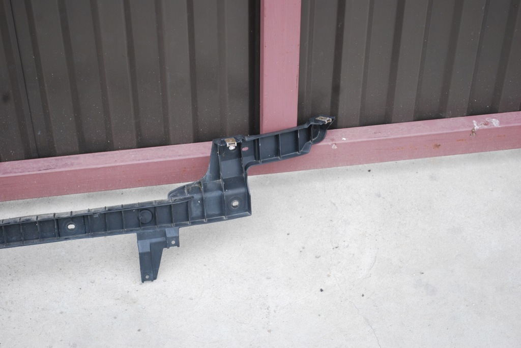 фото №11, Направляющая бампера задняя vw phaeton 3d5807364