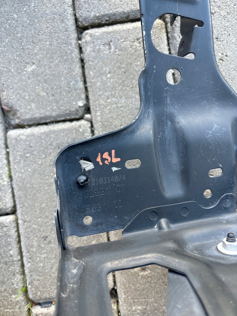 фото №5, Панель фари pas передній з замками bmw f45