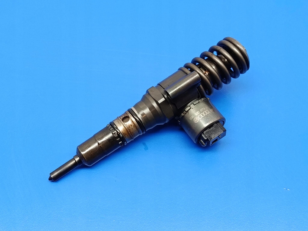 фото №1, Dodge caliber 2.0crdi насос-форсунка 03g130073g+ bosch 0414720404