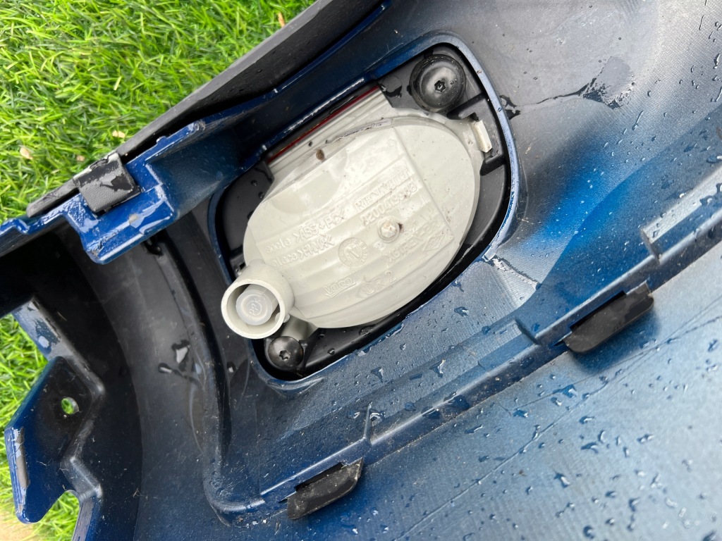 Купить Renault kangoo бампер задний granat kompletny 8200436723