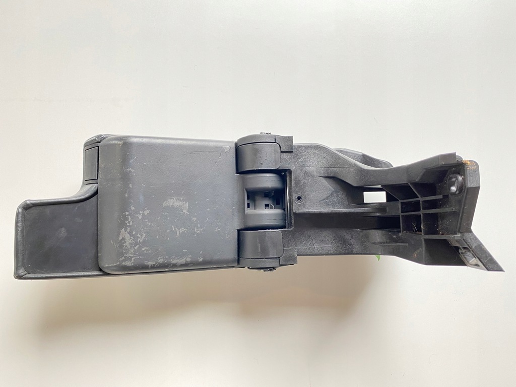 фото №5, Підлокітник bmw 3 e46 8213678 51168213678