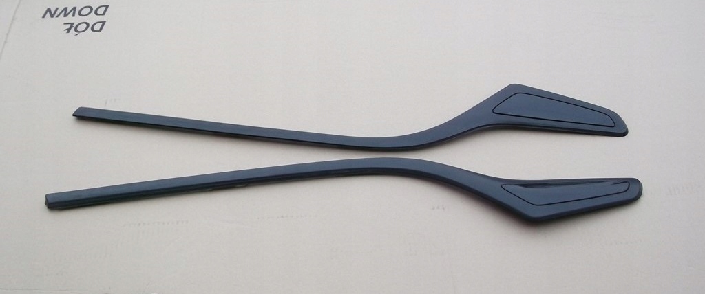 фото №1, Peugeot 208 3d молдинг крила задня