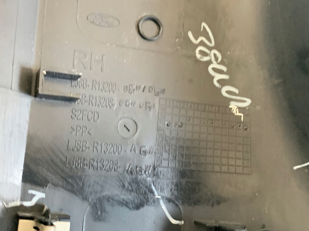 фото №11, Ford mustang mach-e rwd 21r захист обшивка стійка b права молдинг поріг