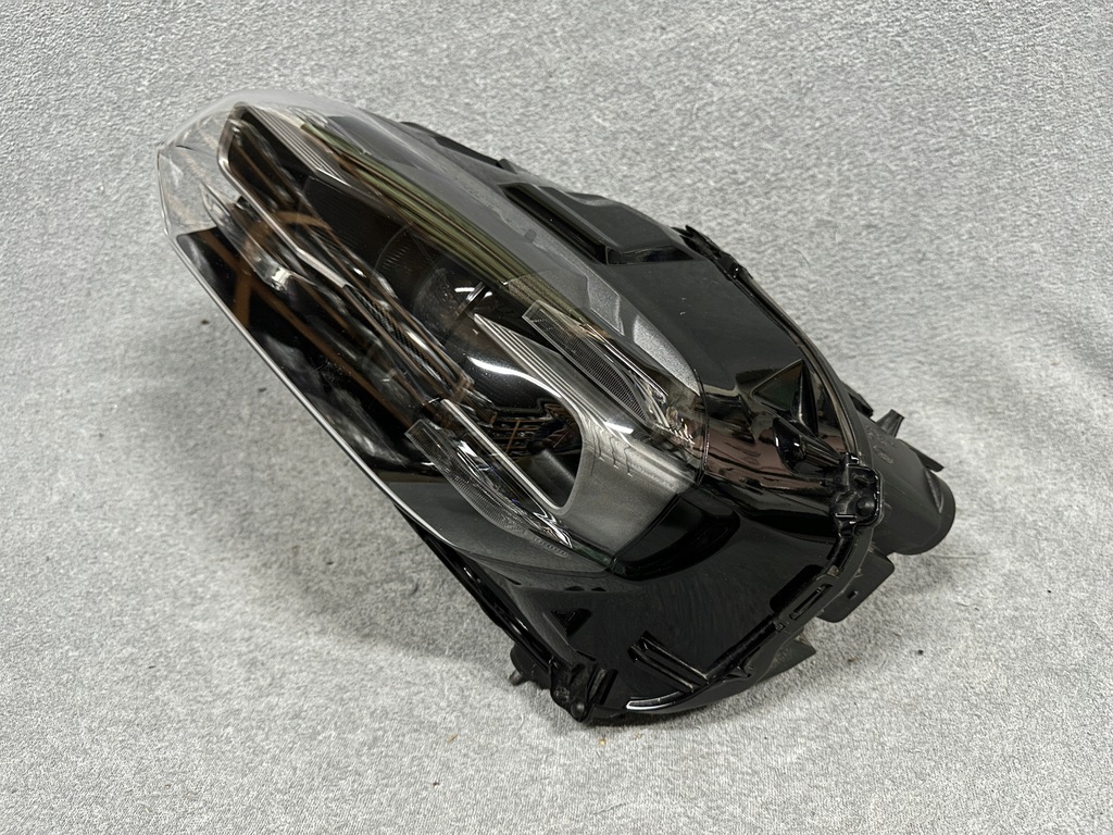 фото №16, Лампа porsche taycan full led левая 9j1941031d europa оригинал