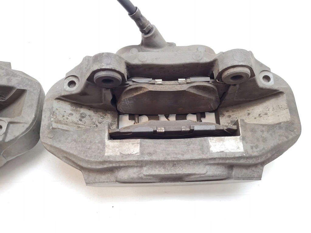 фото №16, 2019 mercedes-benz cls c257 суппорт тормозной передний 1801400099