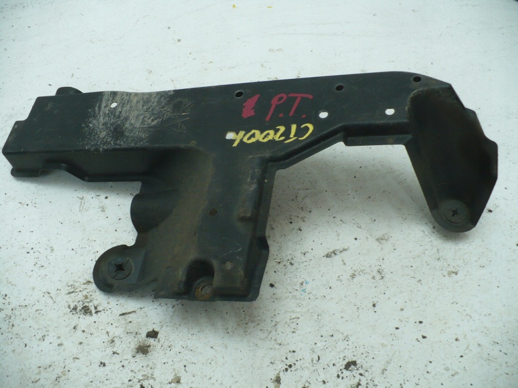 фото №1, Защита подвеска правая lexus ct200h 57627-76010