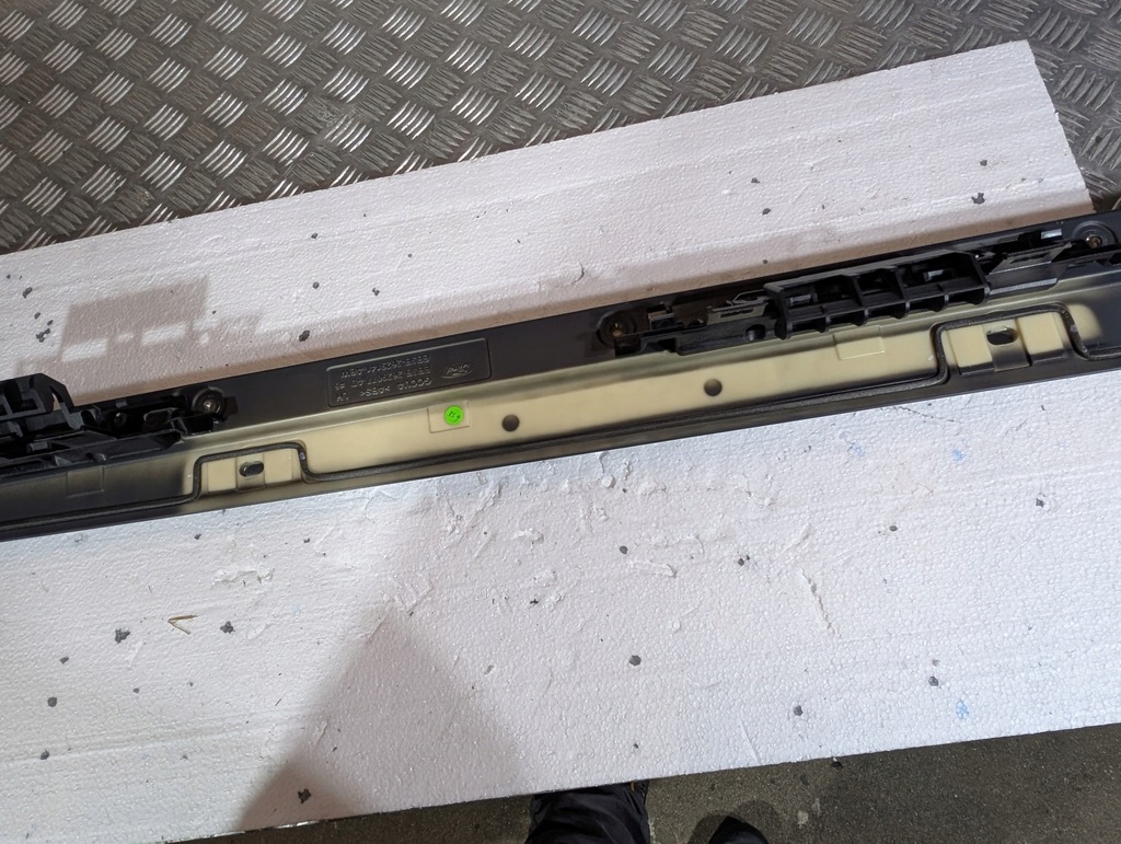 фото №6, Молдинг кузов багажника ліва ford ranger iii lift