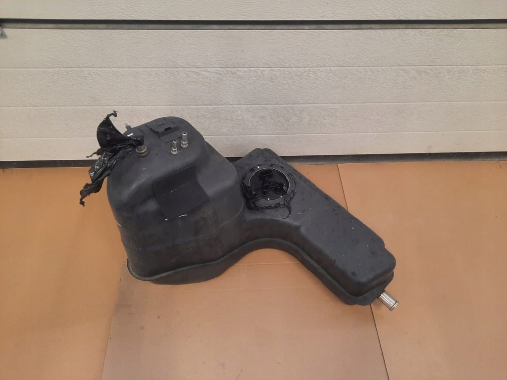 фото №2, Audi r8 бак насос топлива левый правый