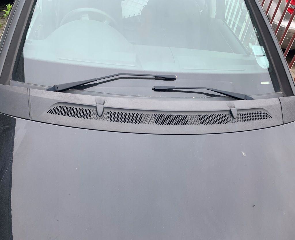 фото №1, Mercedes a klasa w169 решётка молдинг защита капот жабо впуск воздуха