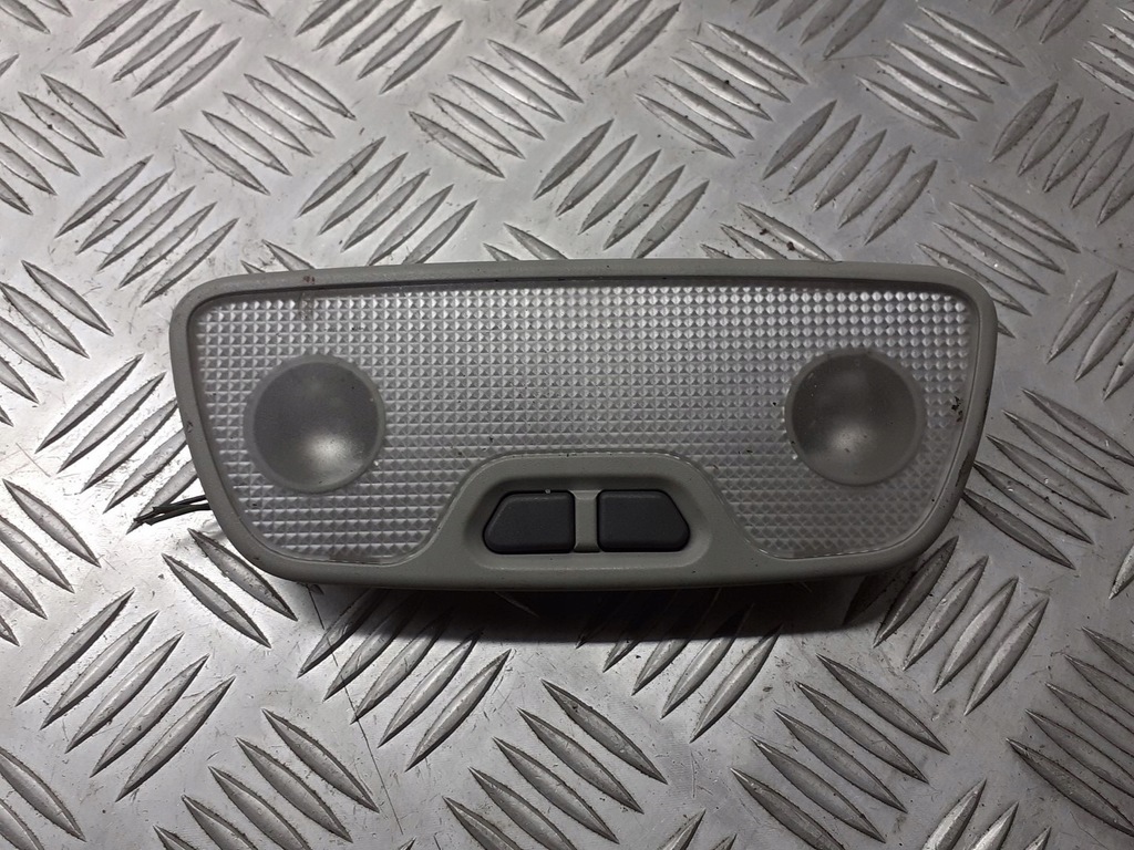 фото №1, Лампа стельовий задня volvo v40 30889210