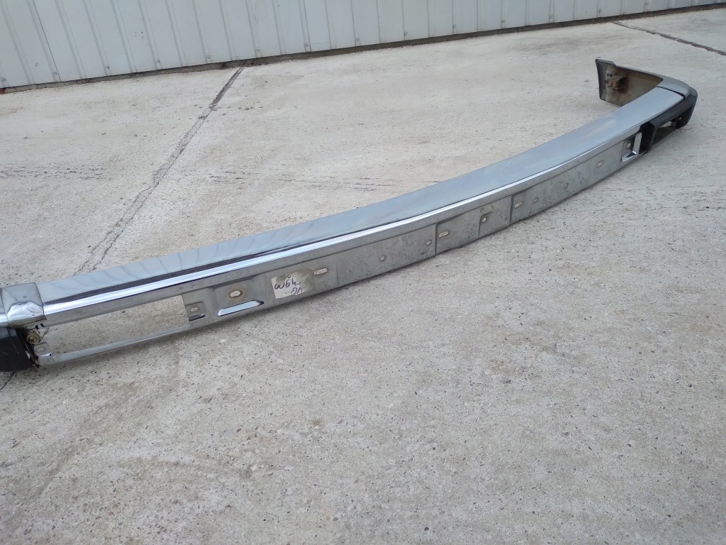 Бампер перед хром новый средний el оригинал bmw e30 узкая лампа przedlift Киев