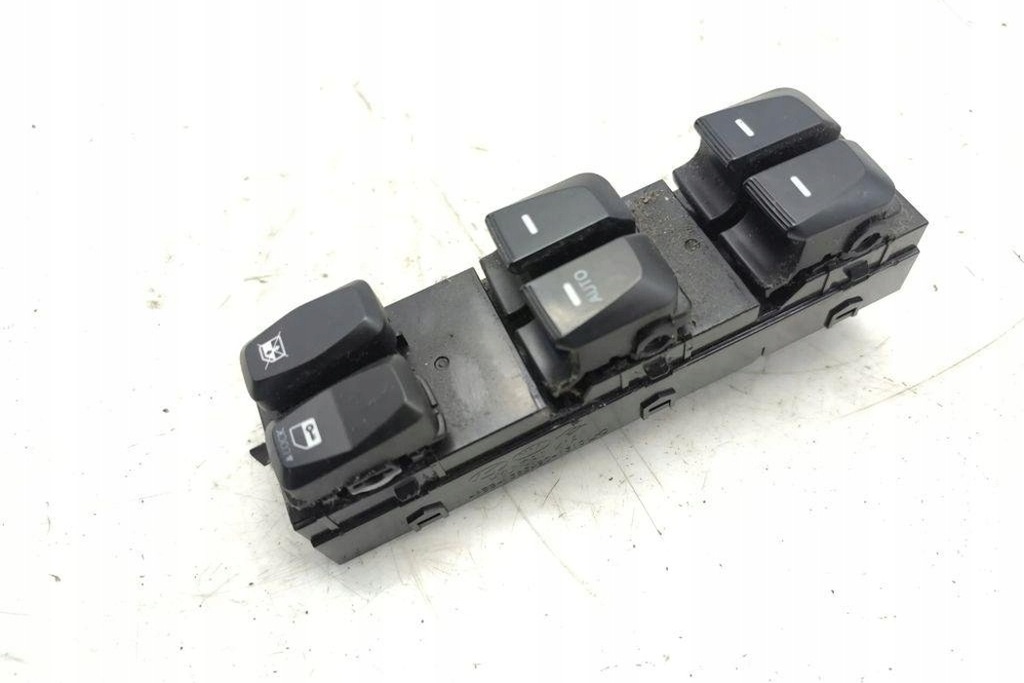 фото №8, Кнопка керування вікон задніх лівих двері hyundai ix35 lm, el, elh