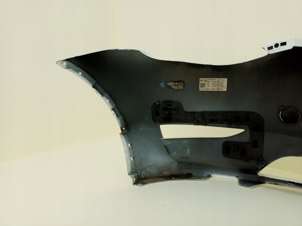 Tesla model y 2020- бампер перед передній 1540100-06-c Оригінал