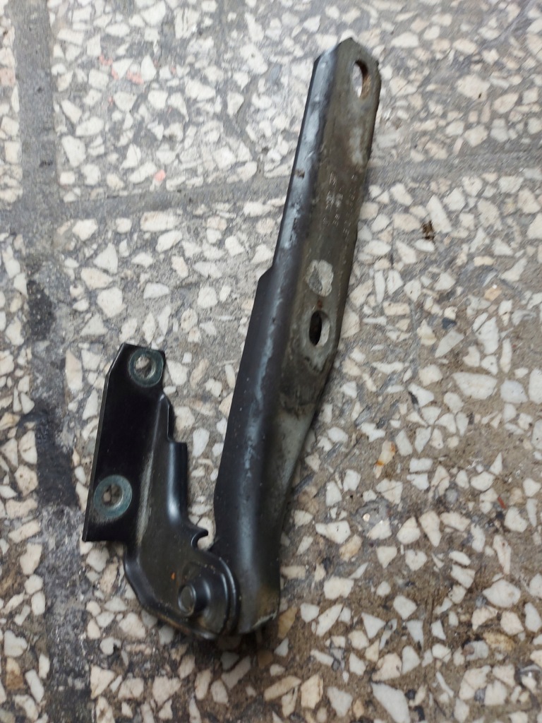 фото №1, Петля капот лівий правий audi a6 c5 lift 4b0