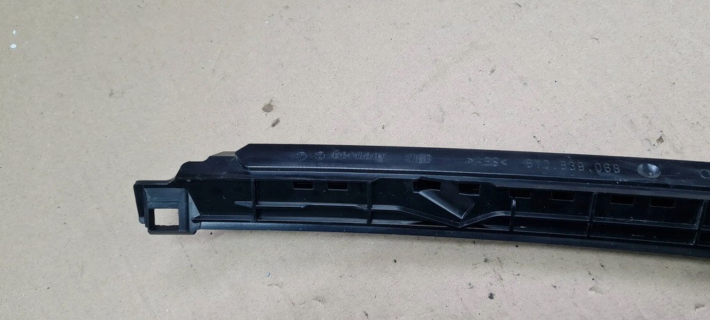 фото №6, S3 8y a3 направляющая дверь правая правый задняя sedan 8y0839068