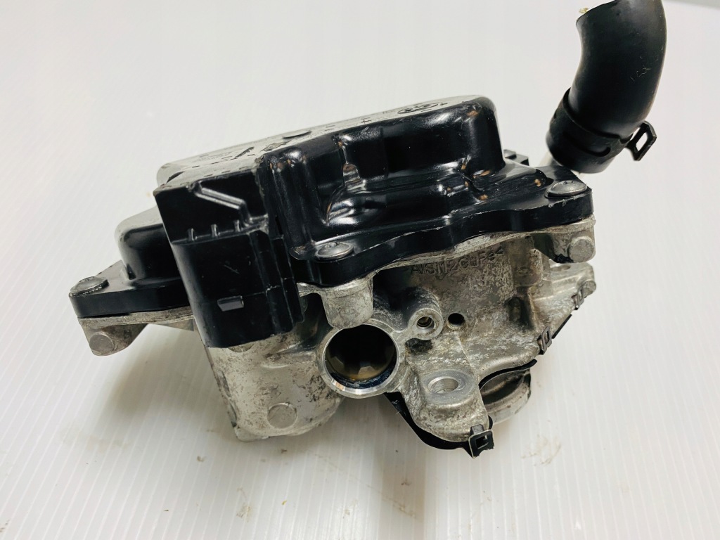 фото №2, Volkswagen оригинальный номер 04l 131 501s клапан agr